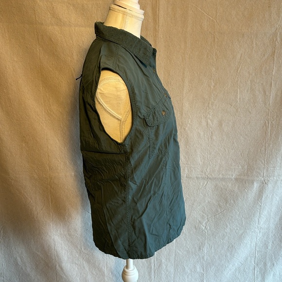 Women’s vintage Helly Hanson button down collared hiking tank top - Picture 5 of 8